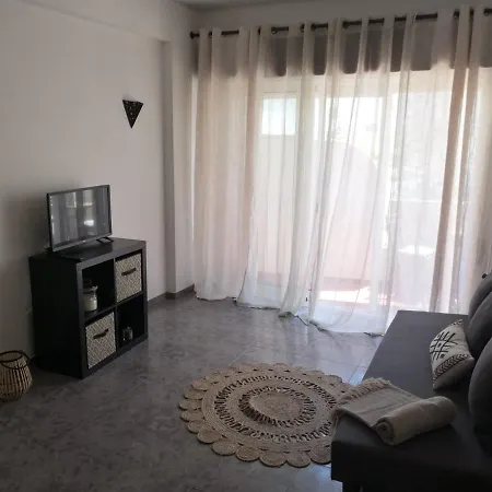 Sisters House - Sea View *